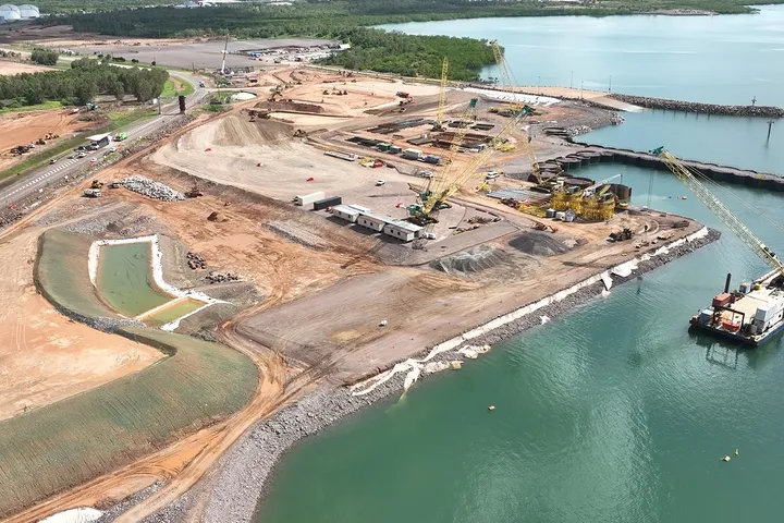 260108-ship-lift-progress-3