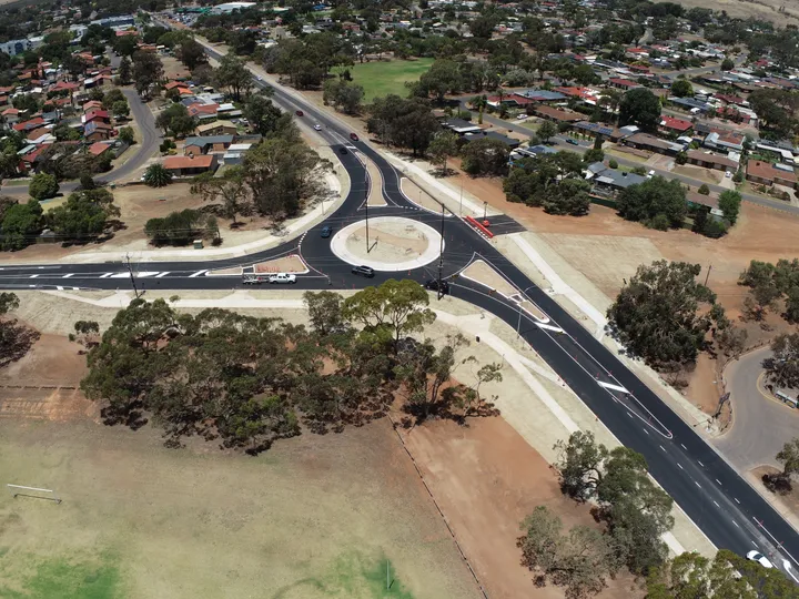 Yorktown and Adams Road Roundabout