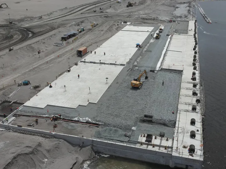 Prime BMD was engaged on the Manila International Airport Marine Facilities project.
